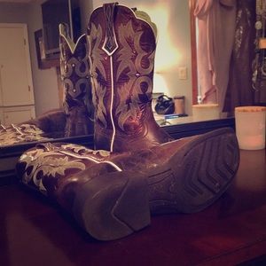 EUC Ariat boots